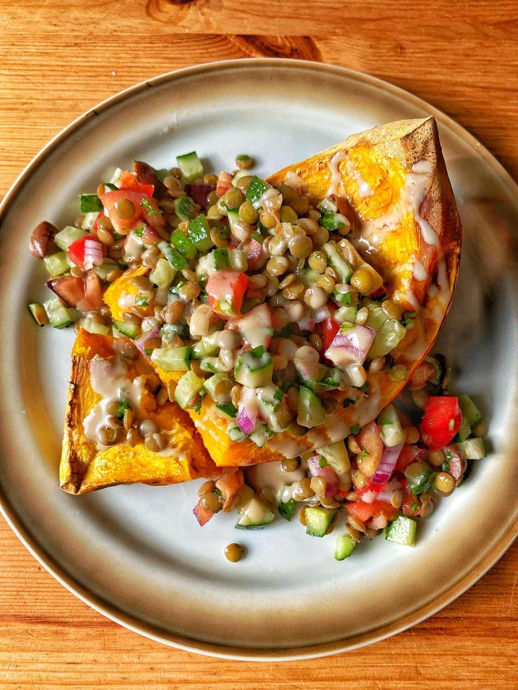 Sałatka z soczewicy z pieczoną dynią: białko bez uczucia ciężkości